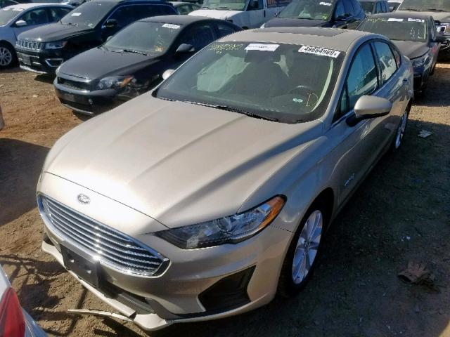 3FA6P0LU3KR262219 - 2019 FORD FUSION SE SILVER photo 2