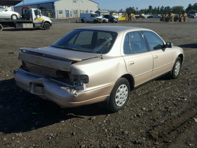 4T1BG12K1TU737497 - 1996 TOYOTA CAMRY DX BEIGE photo 4