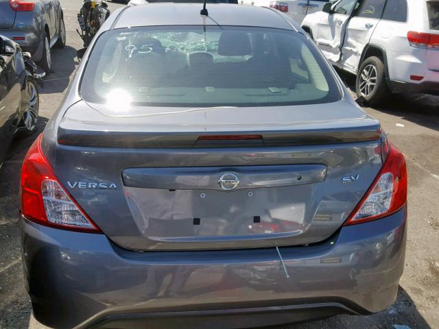 3N1CN7AP7KL851725 - 2019 NISSAN VERSA S SILVER photo 9