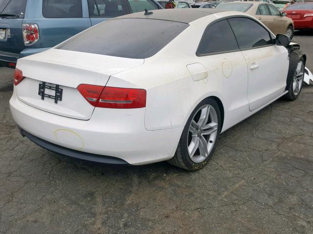 WAULFAFR9AA058642 - 2010 AUDI A5 PREMIUM WHITE photo 4