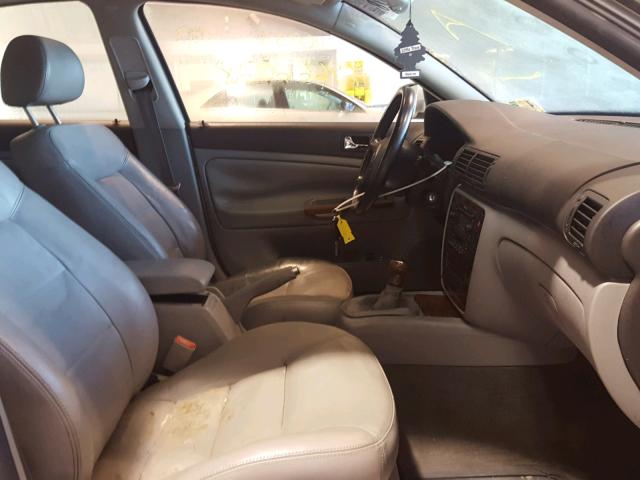 WVWRH63B83P258262 - 2003 VOLKSWAGEN PASSAT GLX SILVER photo 5