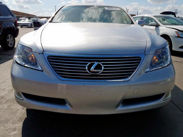 JTHCL46F495002212 - 2009 LEXUS LS 460 SILVER photo 9