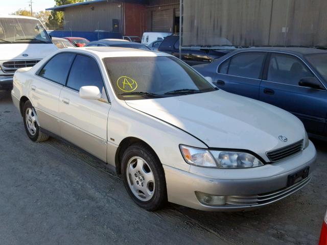 JT8BF28G0X0213480 - 1999 LEXUS ES 300 WHITE photo 1