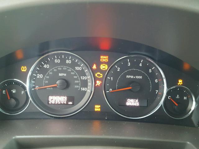 1J8HH48K58C115169 - 2008 JEEP COMMANDER SILVER photo 8