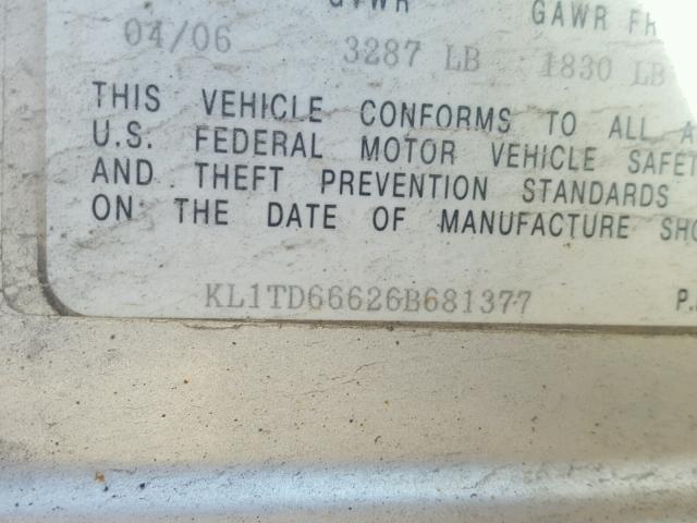 KL1TD66626B681377 - 2006 CHEVROLET AVEO BASE Gümüş foto 10