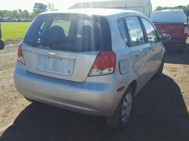 KL1TD66626B681377 - 2006 CHEVROLET AVEO BASE Gümüş foto 4