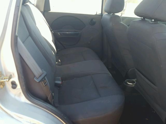 KL1TD66626B681377 - 2006 CHEVROLET AVEO BASE Gümüş foto 6