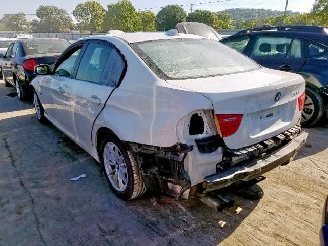 WBAPH7G5XANM51763 - 2010 BMW 328 I WHITE photo 3