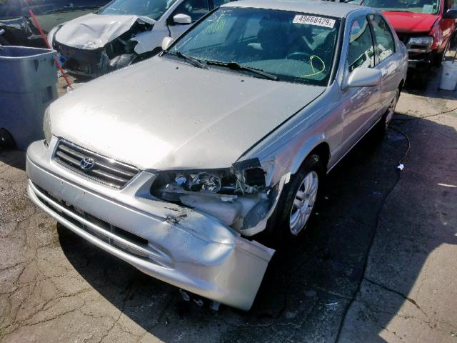 4T1BG22K61U795978 - 2001 TOYOTA CAMRY CE SILVER photo 2