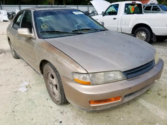 1HGCD5609VA211223 - 1997 HONDA ACCORD SE GOLD photo 1