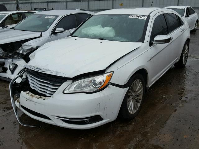 1C3CCBCG9CN146756 - 2012 CHRYSLER 200 LIMITE WHITE photo 2