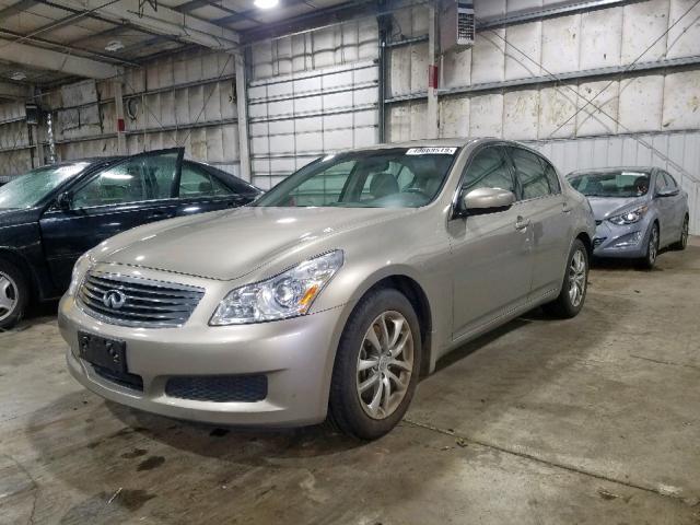 JNKCV61F69M051821 - 2009 INFINITI G37 GOLD photo 2