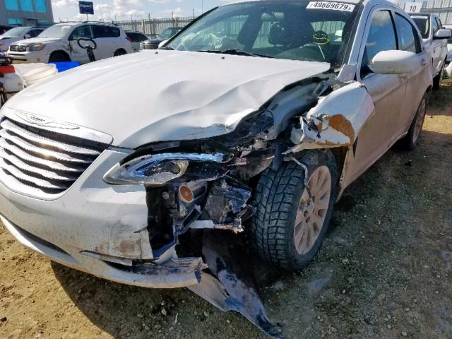 1C3CCBAB3EN229691 - 2014 CHRYSLER 200 LX WHITE photo 9