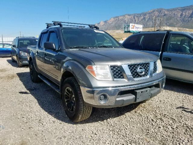 1N6AD07W96C457459 - 2006 NISSAN FRONTIER C GRAY photo 1