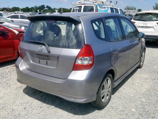 JHMGD38637S059666 - 2007 HONDA FIT S SILVER photo 4