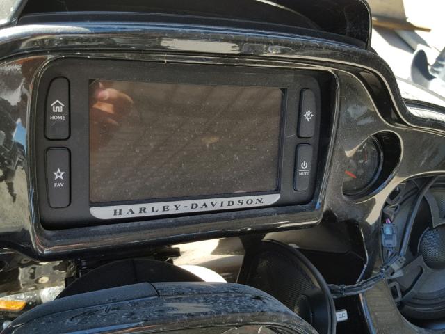 1HD1TCL15JB958573 - 2018 HARLEY-DAVIDSON FLTRXSE CV BLACK photo 8