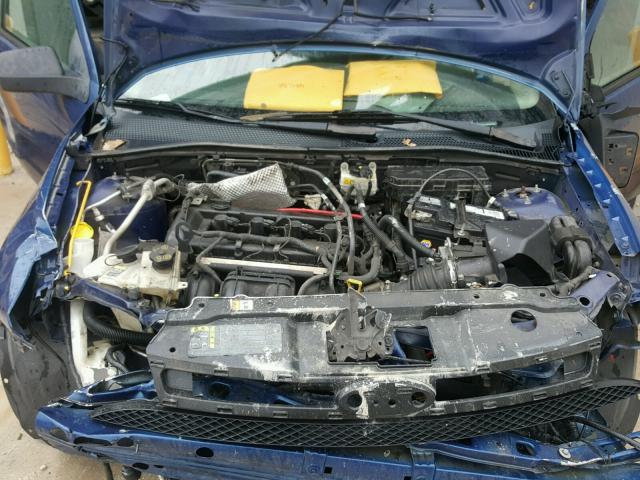 1FAHP32N18W179494 - 2008 FORD FOCUS S/SE BLUE photo 7