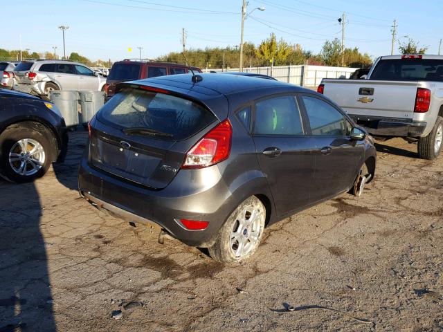 3FADP4EJ6FM126381 - 2015 FORD FIESTA SE GRAY photo 4