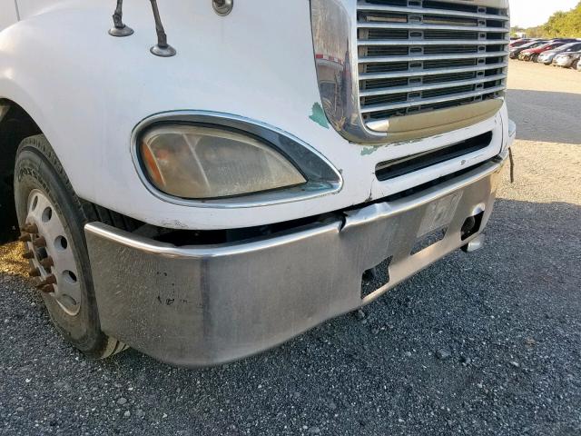 1FUJA6A842LK04948 - 2002 FREIGHTLINER CONVENTION WHITE photo 9