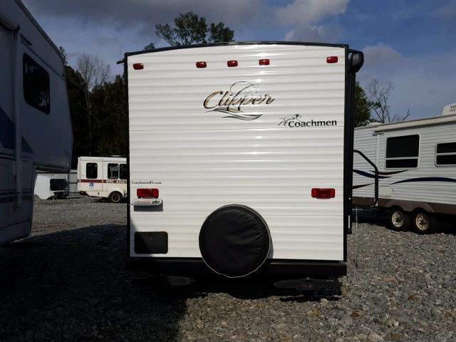 5ZT2CWECXHJ112766 - 2017 WILDWOOD TRAILER WHITE photo 5