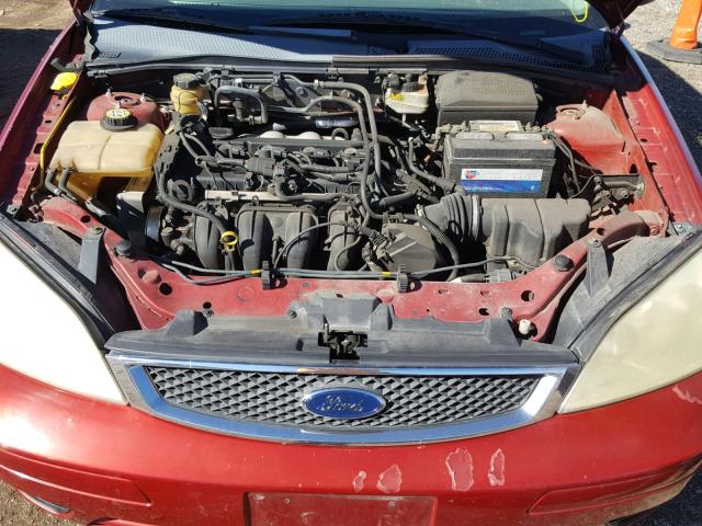 1FAFP34N95W246844 - 2005 FORD FOCUS ZX4 RED photo 7