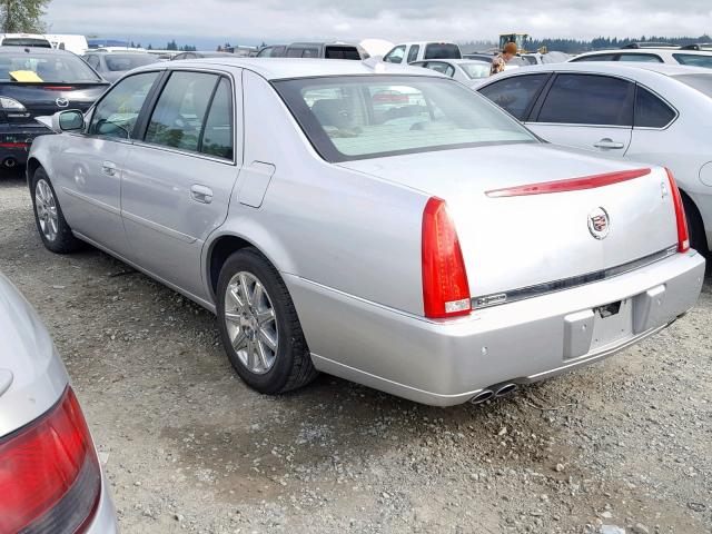 1G6KH5E6XBU100732 - 2011 CADILLAC DTS PREMIU SILVER photo 3