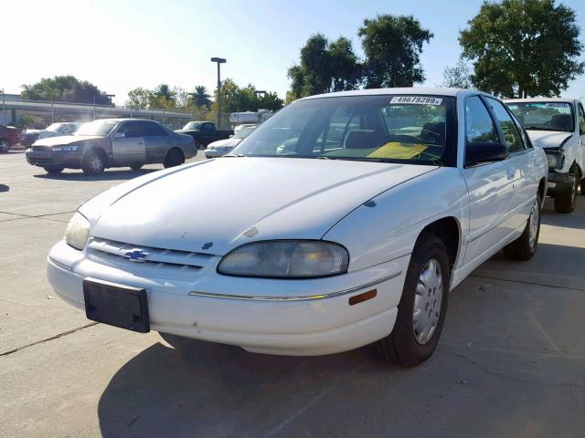 2G1WL52M8V9322034 - 1997 CHEVROLET LUMINA BAS WHITE photo 2