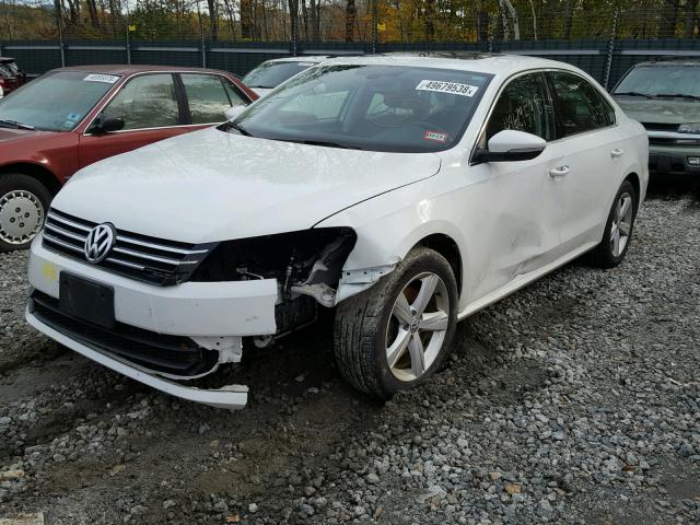 1VWBP7A39CC084955 - 2012 VOLKSWAGEN PASSAT SE WHITE photo 2