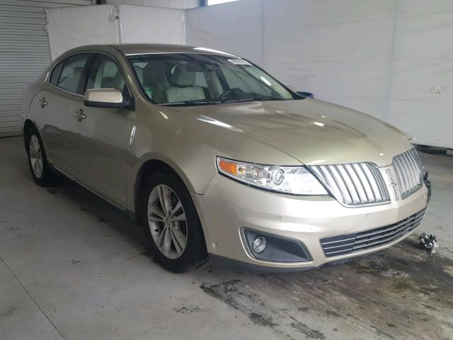 1LNHL9DR7AG605497 - 2010 LINCOLN MKS GOLD photo 1