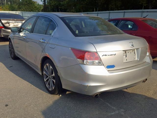 1HGCP36828A017073 - 2008 HONDA ACCORD EXL SILVER photo 3