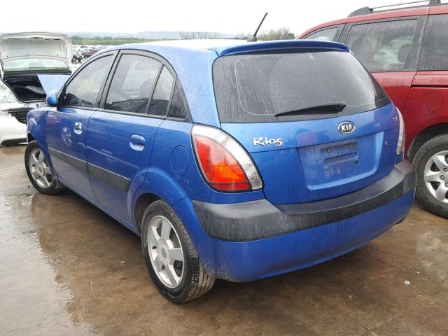 KNADE163066087900 - 2006 KIA RIO 5 BLUE photo 3