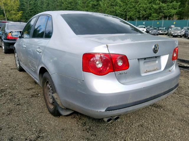 3VWPF71KX5M624170 - 2005 VOLKSWAGEN NEW JETTA SILVER photo 3