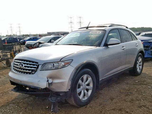 JNRAS08W74X213743 - 2004 INFINITI FX35 SILVER photo 2