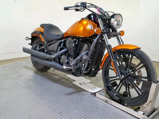 JKAVN2C18CA049477 - 2012 KAWASAKI VN900 C ORANGE photo 2