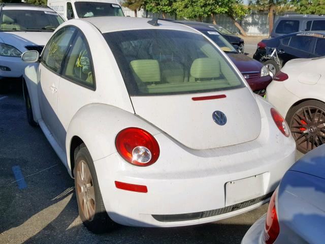 3VWPG3AG3AM013005 - 2010 VOLKSWAGEN NEW BEETLE 白色 照片 3