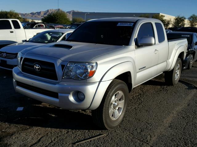 5TETU62N45Z020398 - 2005 TOYOTA TACOMA PRE GRAY photo 2