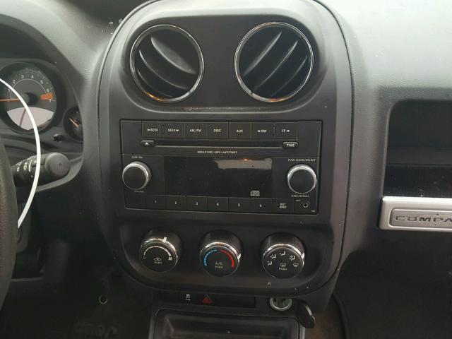 1C4NJCBA7FD148951 - 2015 JEEP COMPASS SP 灰色 照片 9