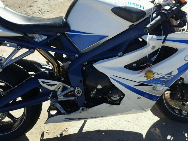 SMTD00NSXBJ449745 - 2011 TRIUMPH MOTORCYCLE DAYTONA 67 BLUE photo 7