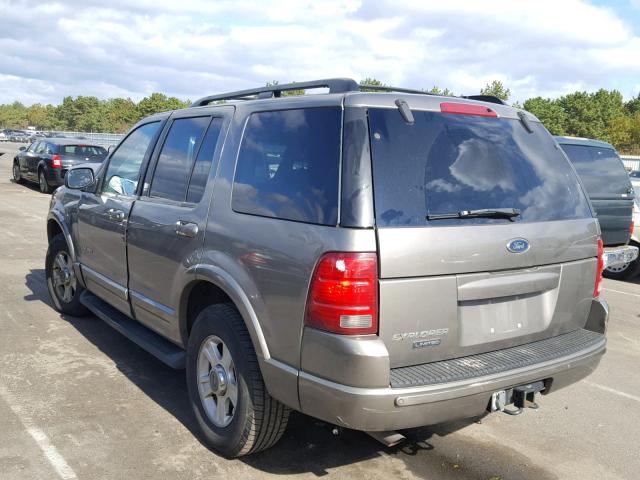 1FMDU75E12ZB02727 - 2002 FORD EXPLORER L GOLD photo 3