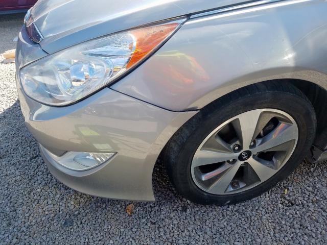 KMHEC4A40BA013958 - 2011 HYUNDAI SONATA HYB SILVER photo 9