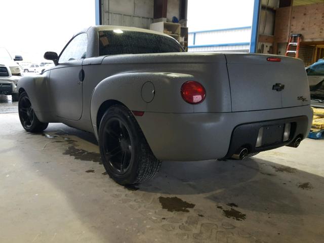 1GCES14P14B109610 - 2004 CHEVROLET SSR GRAY photo 3