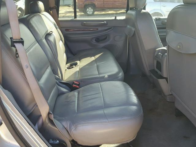 5LMEU27A0YLJ29489 - 2000 LINCOLN NAVIGATOR 银色 照片 6