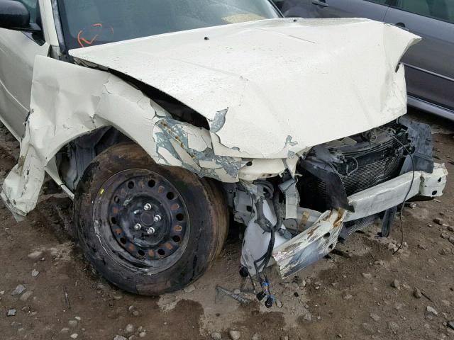 2C3JA43R75H185111 - 2005 CHRYSLER 300 WHITE photo 9