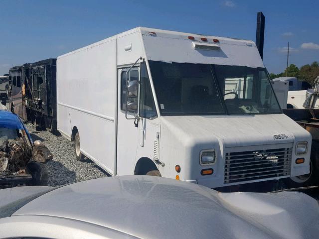 4UZAAPDU78CZ90822 - 2008 FREIGHTLINER CHASSIS M WHITE photo 1