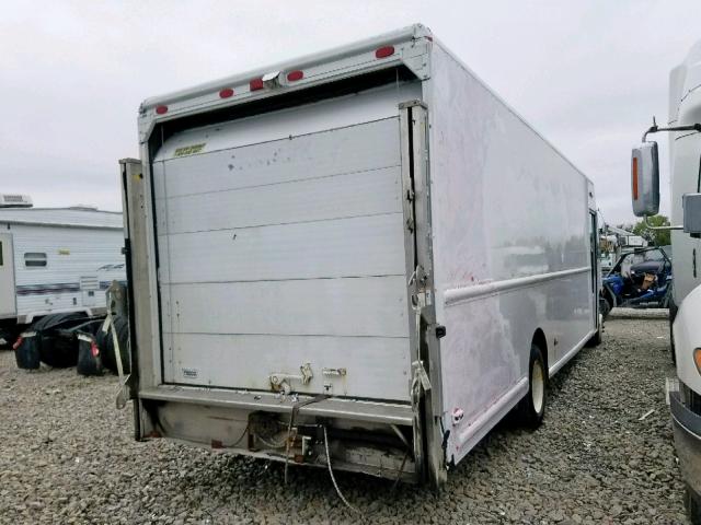 5B4MPG25183432076 - 2008 WORKHORSE CUSTOM CHASSIS COMMERCIAL WHITE photo 4