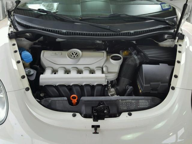 3VWRW31CX9M504370 - 2009 VOLKSWAGEN NEW BEETLE 白色 照片 7