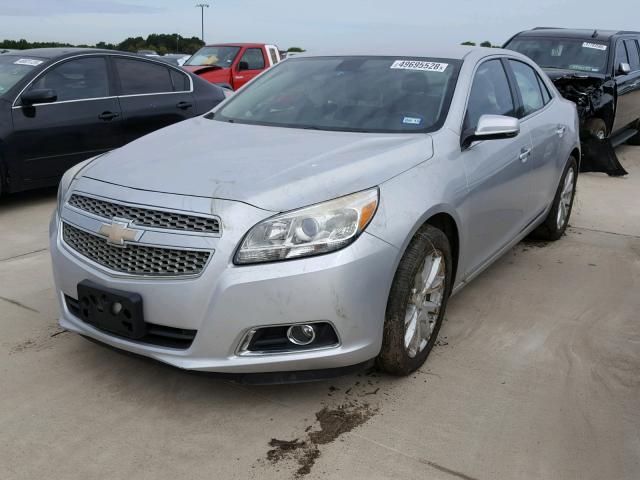 1G11H5SA9DF322910 - 2013 CHEVROLET MALIBU LTZ SILVER photo 2