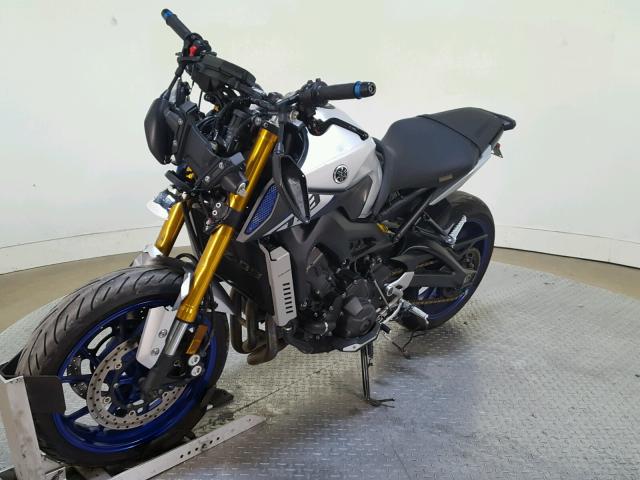 JYARN33E3FA005127 - 2015 YAMAHA FZ09 GRAY photo 4