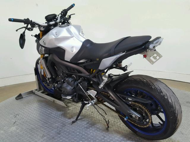 JYARN33E3FA005127 - 2015 YAMAHA FZ09 GRAY photo 6