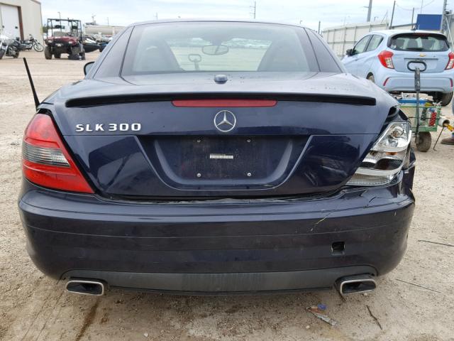 WDBWK5EAXBF239086 - 2011 MERCEDES-BENZ SLK 300 BLUE photo 6